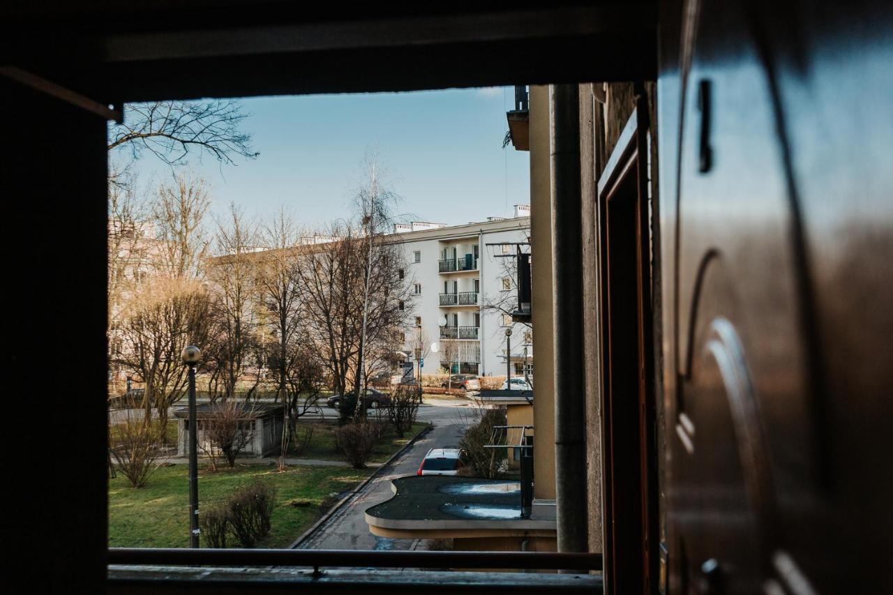 Charming Apt Old Town & Jewish District, Quiet Neighborhood クラクフ エクステリア 写真